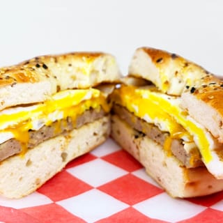 Saus, Egg n Cheese